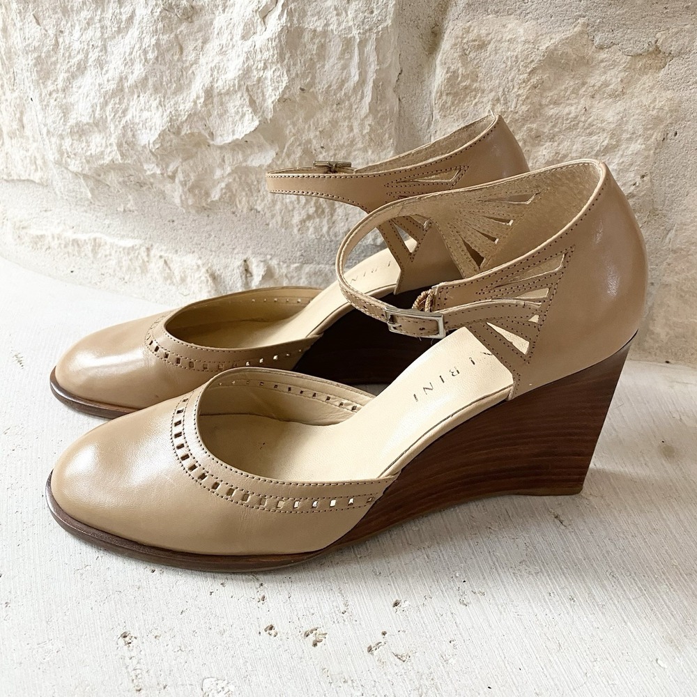 Gianni Bini Womens Wooden‎ Wedge Leather Ankle Buckle Sz 9.5 Beige Khaki Heels